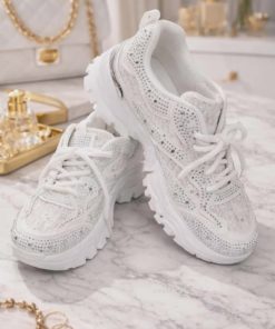 Basquettes strass dentelles